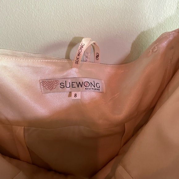 Elegant Cream Feathered Strapless Mini Dress - Picture 4 of 11